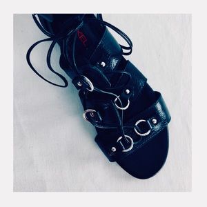 AXEL genuine leather strappy flats